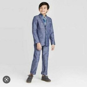 Cat and Jack Boys Chambray Suit - size 6